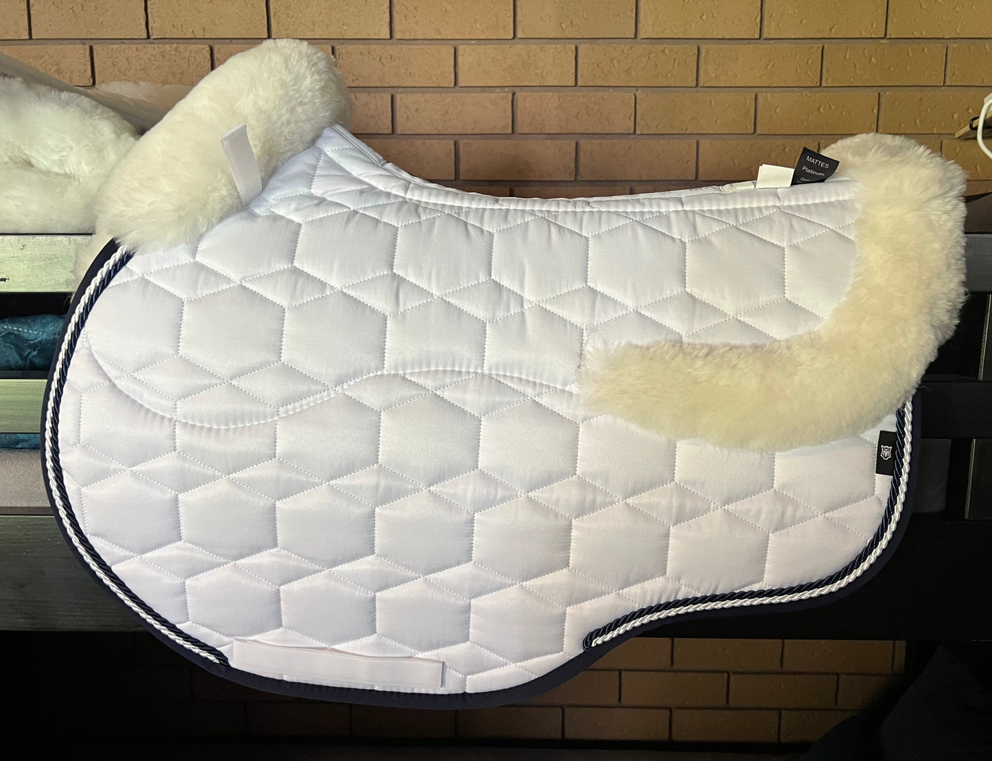 Showjumping Pad - White Sheen Mattes - Full Wool - Medium