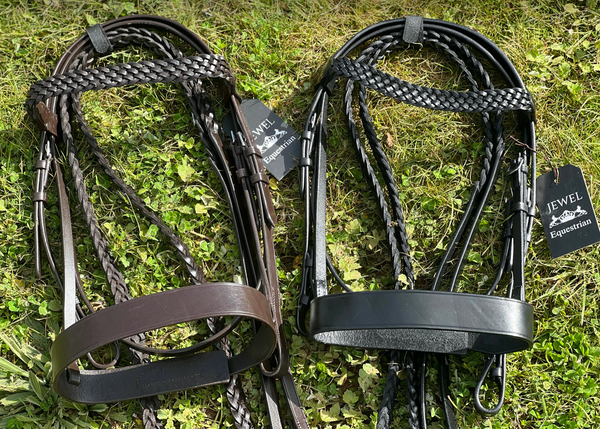 HUNTER BRIDLES  Leather