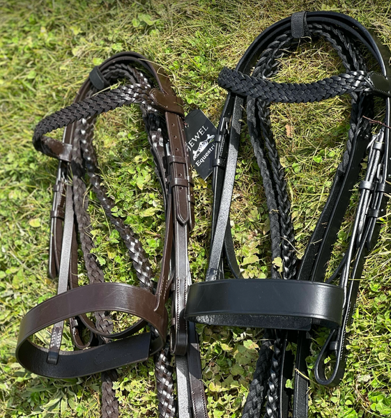 HUNTER BRIDLES  Leather
