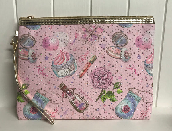 Make Up / Toiletries Bag