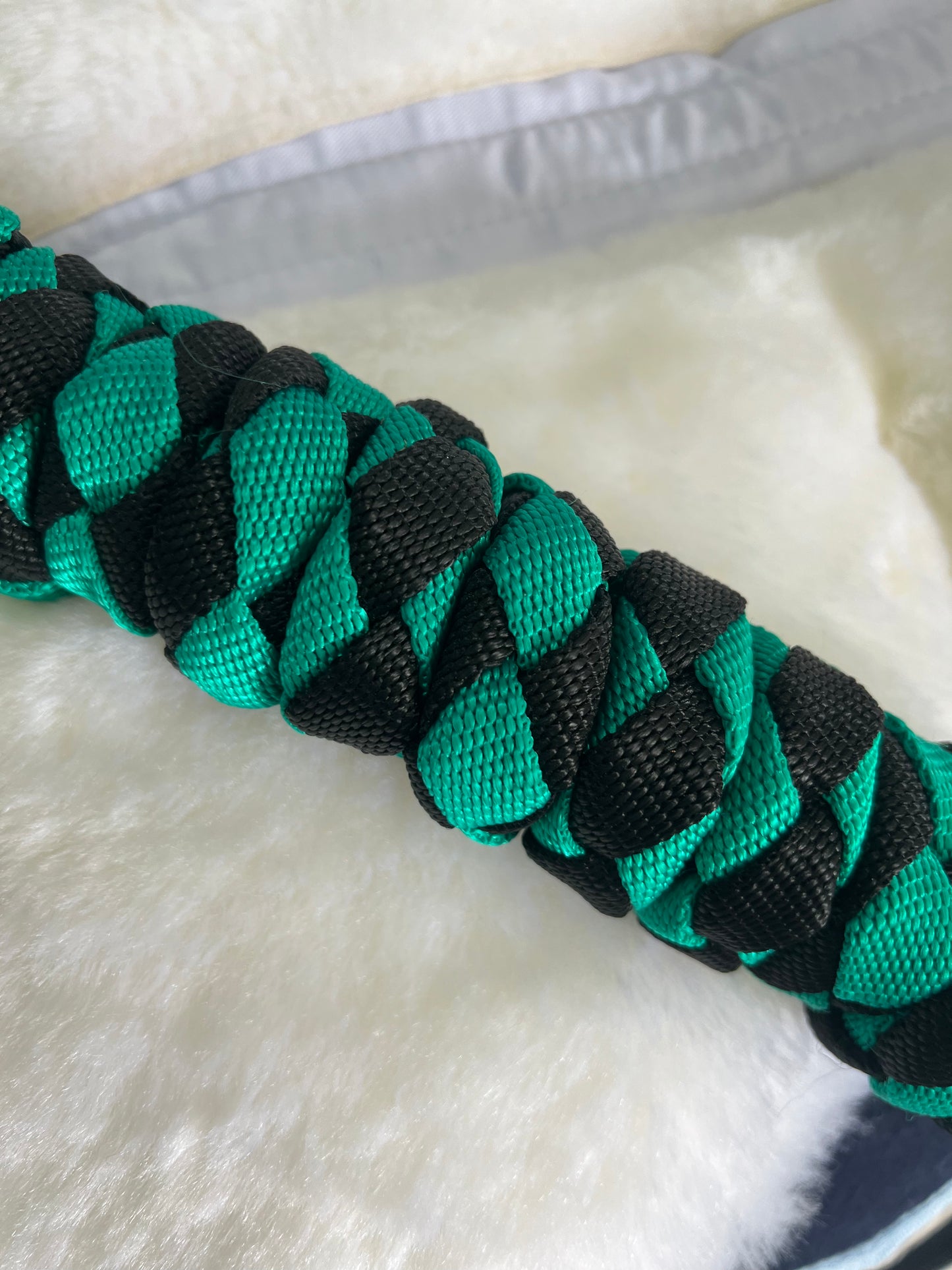 HAND PLAITED NYLON LEAD