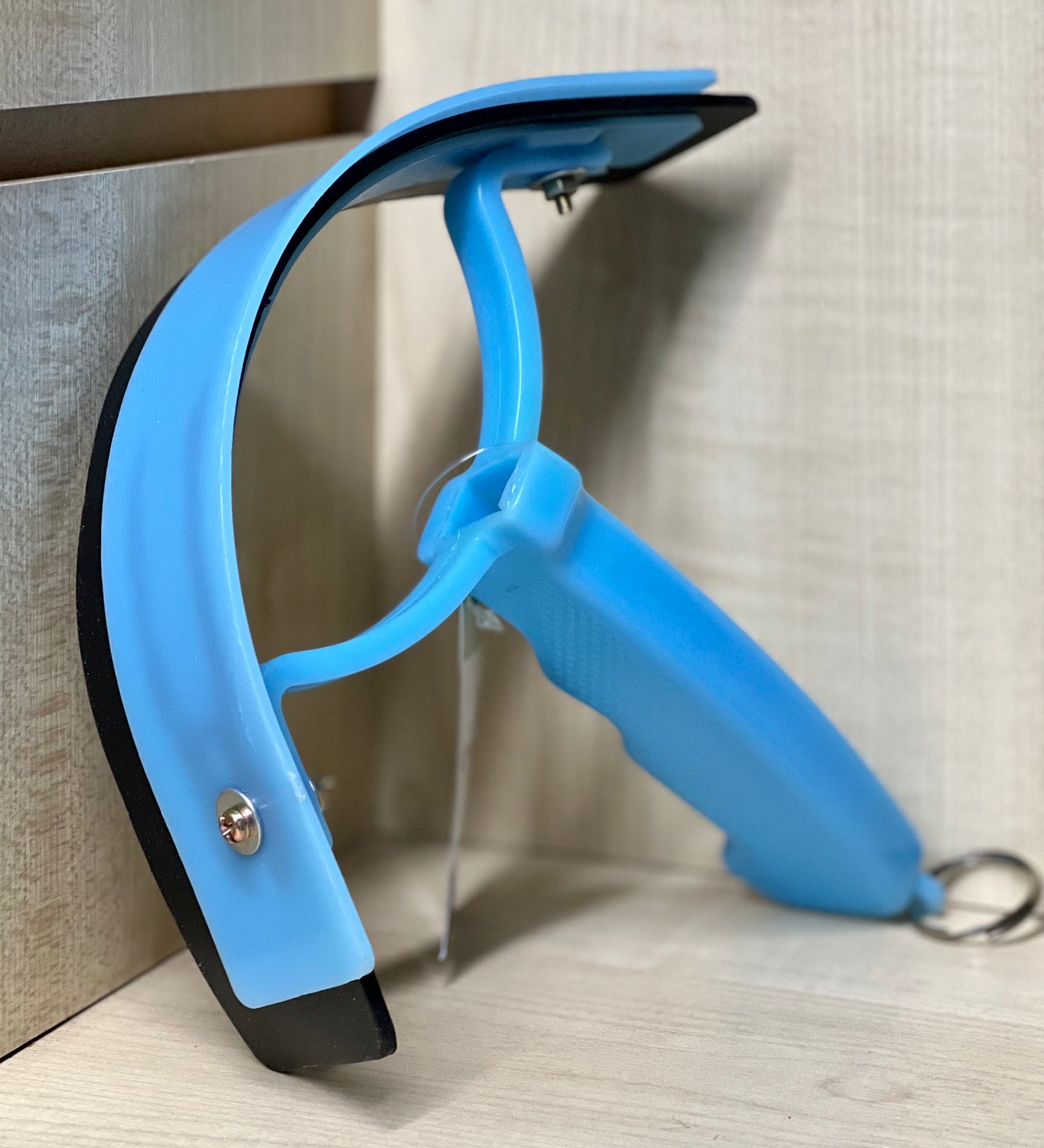 EUREKA – SWEAT SCRAPER PLASTIC